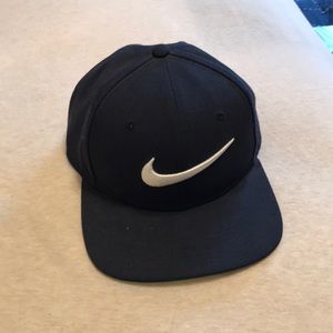 Nike dark blue snap back